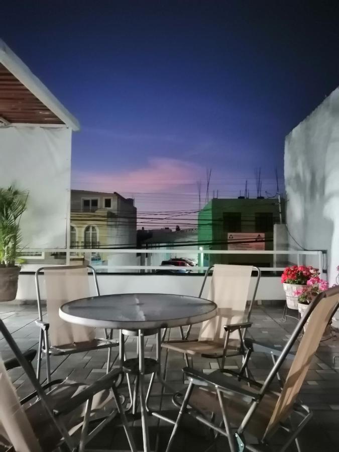 Hostal Maple Queretaro Ngoại thất bức ảnh