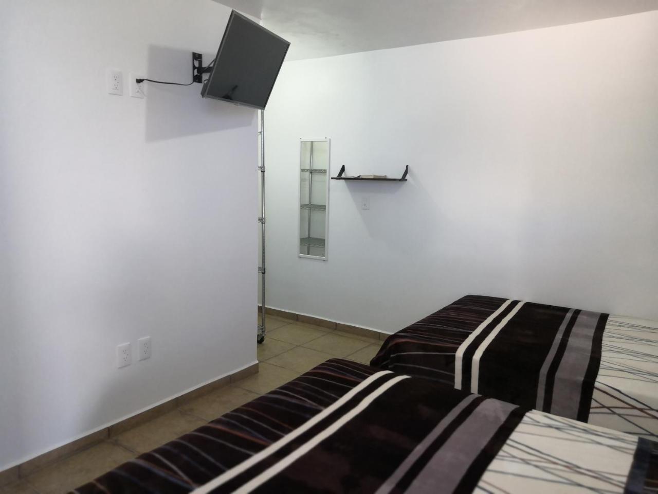 Hostal Maple Queretaro Ngoại thất bức ảnh