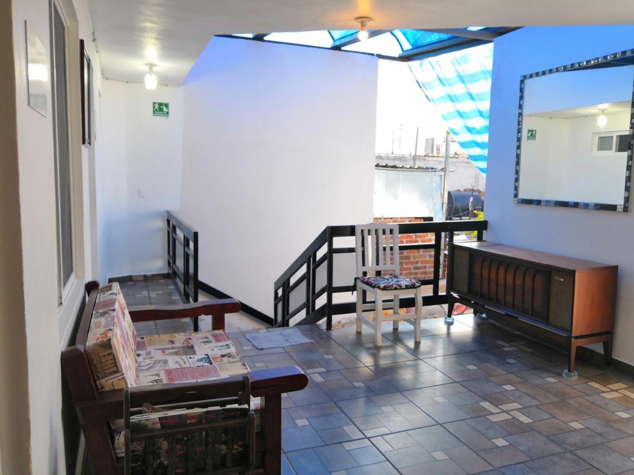 Hostal Maple Queretaro Ngoại thất bức ảnh